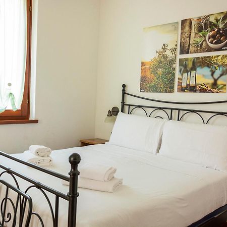 Agriturismo Il Giardino Degli Ulivi Lazise Buitenkant foto